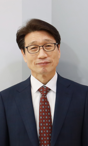 장홍기 담임목사